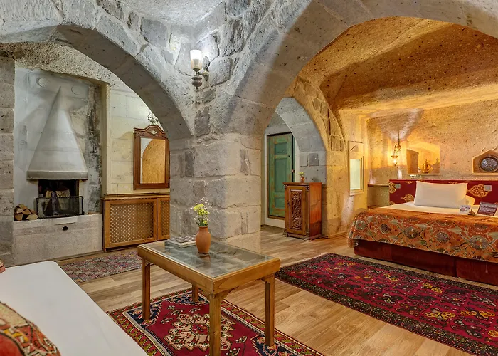 Taskonaklar Üçhisar