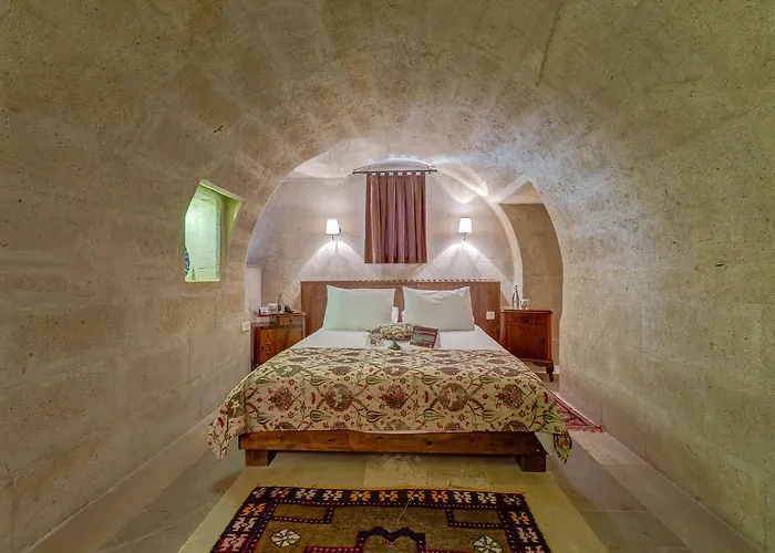 Taskonaklar Uçhisar