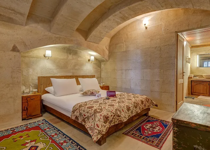 Taskonaklar Uçhisar