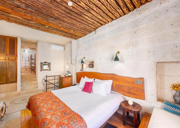 Taskonaklar Uçhisar