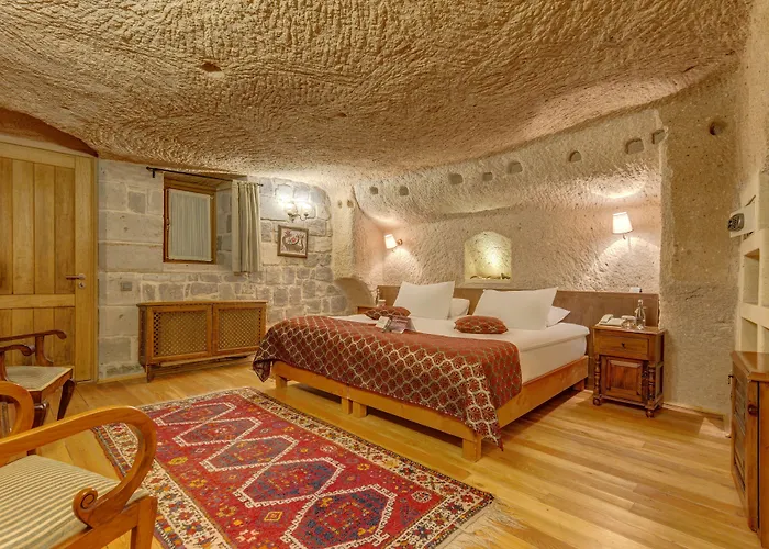 Taskonaklar Üçhisar