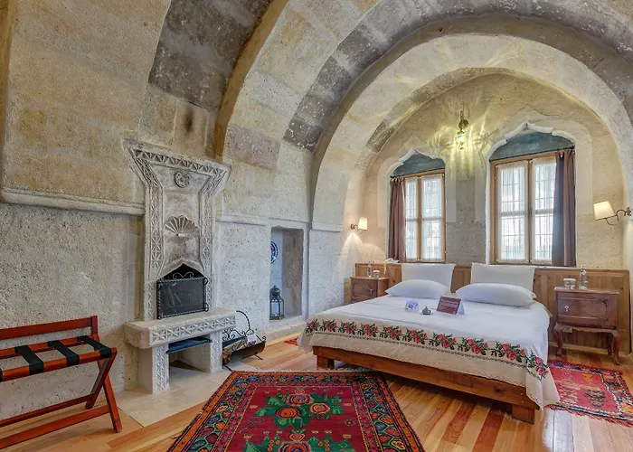 Taskonaklar Uçhisar